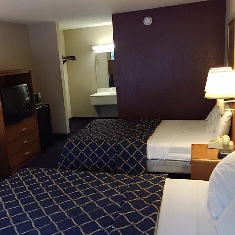 Magnuson Hotel Columbia Room photo